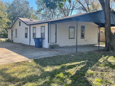 1041 Bradfield Rd, Dallas, TX 75217 - photo 3