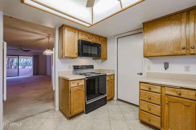 114 Leisure World, Mesa, AZ 85206 - photo 5