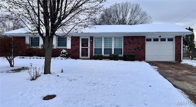 108 Meckfessel Dr, Fairview Heights, IL 62208 - photo 3