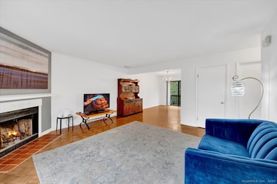 55 Cross St unit B6, Danbury, CT 06810 - photo 5