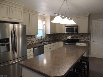 46021 Lori Rd, East Liverpool, OH 43920 - photo 2