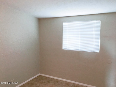 P1677172-14-MLS-456102