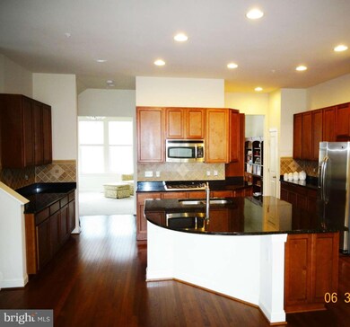 9839 Garden Ranges, Laurel, MD 20723 - photo 2