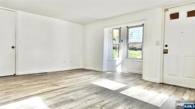 236 W Mount Pleasant Ave unit 1, Livingston, NJ 07039 - photo 5