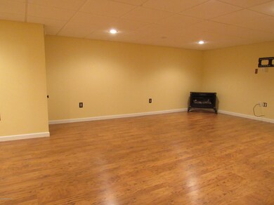 9 Sand Hollow Dr, Drums, PA 18222 - photo 5