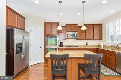 5028 Small Gains Way, Frederick, MD 21703 - photo 7