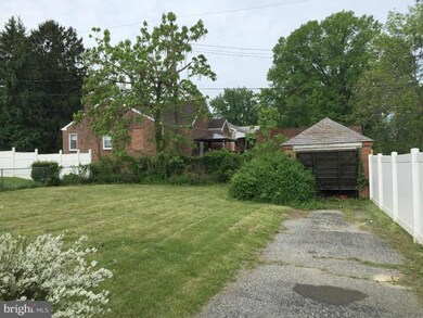 2513 E Strathmore Ave, Baltimore, MD 21214 - photo 4