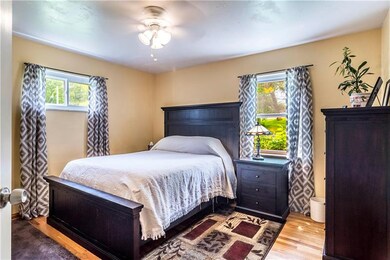 118 Locust Cir, Canonsburg, PA 15317 - photo 7