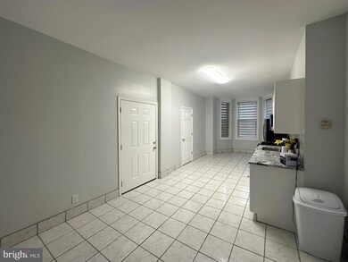 1713 Bolton St unit 1, Baltimore, MD 21217 - photo 5