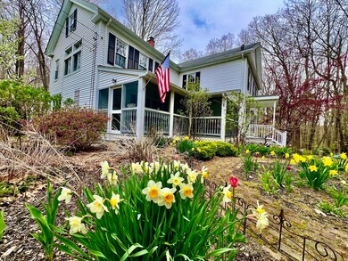 8 Ladd Rd, Sturbridge, MA 01566 - photo 2