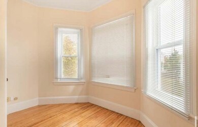 2 Worcster unit 1, Belmont, MA 02478 - photo 6