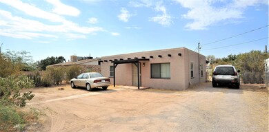 Driveway & Parking