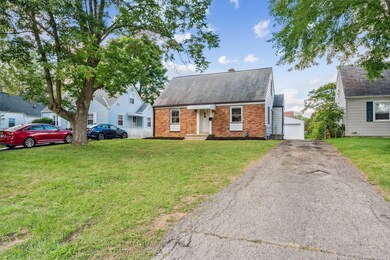 37-web-or-mls-1276-e-n-broadway