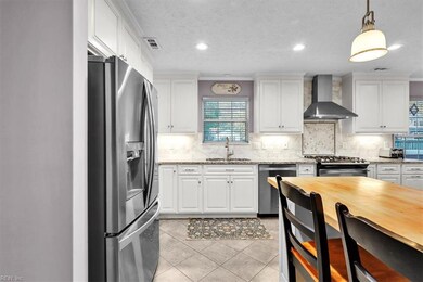 13 Veneris Ct, Hampton, VA 23669 - photo 6