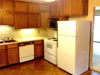 610 S 4th Ave, Beech Grove, IN 46107 - photo 5