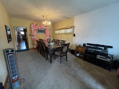 5130 W Oakdale Ave, Chicago, IL 60641 - photo 4