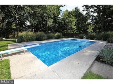 29 Elm Dr, East Windsor, NJ 08520 - photo 4