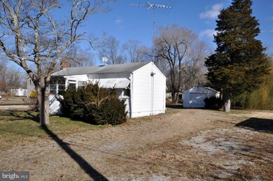 13 S Maple Ave, Tuckerton, NJ 08087 - photo 3