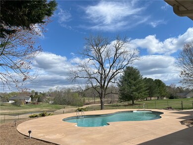 1321 Falcons Dr, Walhalla, SC 29691 - photo 3