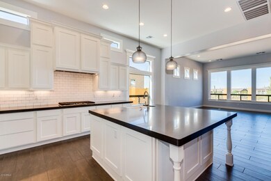 Estates Circle - 2232 (22)