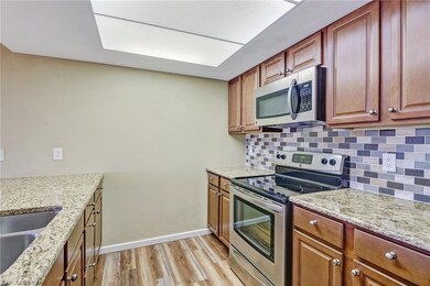 154 Cypress Way E unit 1108, Naples, FL 34110 - photo 4