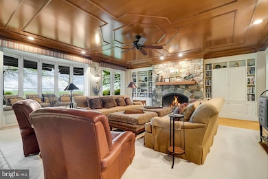 9255 Harts Mill Rd, Warrenton, VA 20186 - photo 5