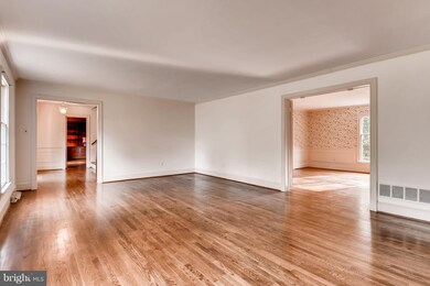 7835 Ellenham Rd, Towson, MD 21204 - photo 7