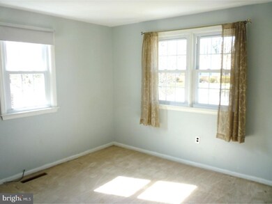 1206 Wilson Rd, Wilmington, DE 19803 - photo 3