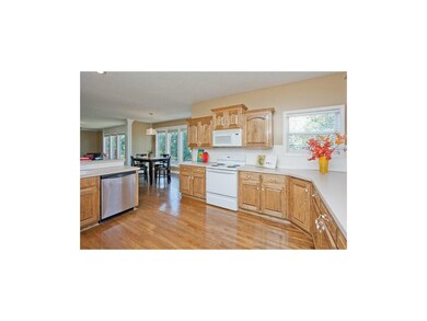 Soooo much counter space and storage in this large