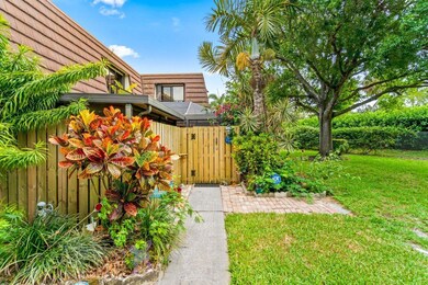 1715 17th Ln, Palm Beach Gardens, FL 33418 - photo 2