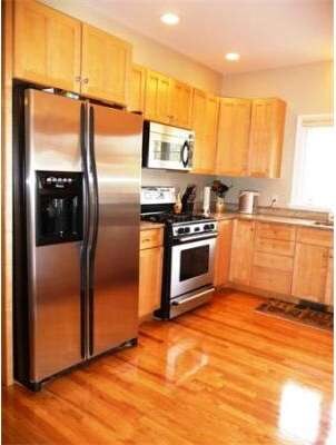 290 Lagrange St, Chestnut Hill, MA 02467 - photo 7