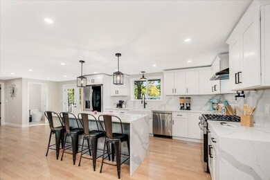 31 Burt St, Merrimack, NH 03054 - photo 4