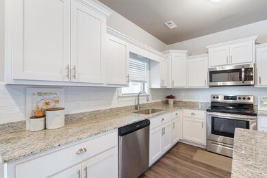 321 Captain Hopkins St, Prairie Grove, AR 72753 - photo 7