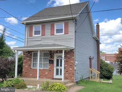 25 E Adams St, McAdoo, PA 18237 - photo 2