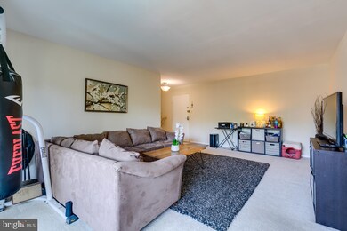 Lafayette Park unit 307, Falls Church, VA 22041 - photo 6
