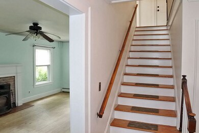 81 Davis St, Rutland, VT 05701 - photo 5