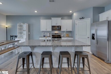 71 Oak Edge Ln, Greer, SC 29651 - photo 3