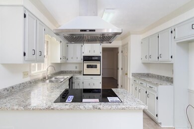 255 Beacon Hill Rd, Macon, GA 31210 - photo 7