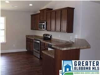 Large Kitchen with Breakfast Nook and Pantry