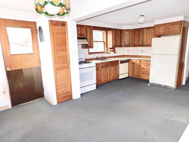 7 Yale Rd, Arlington, MA 02474 - photo 5