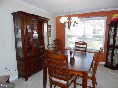 607 Southampton Dr, Ruther Glen, VA 22546 - photo 7