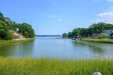 126 Downer Ave, Hingham, MA 02043 - photo 5