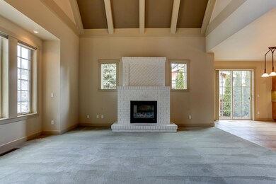4-2140 NW High Lakes Loop MLS-16