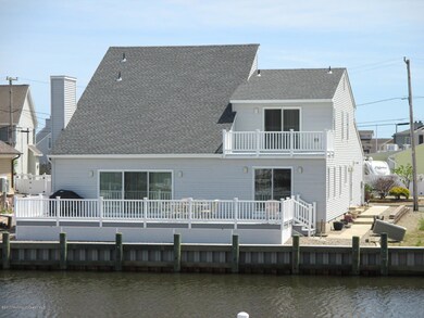 1227 Varuna Dr, Forked River, NJ 08731 - photo 4