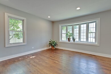 661 N Kenilworth Ave, Elmhurst, IL 60126 - photo 4