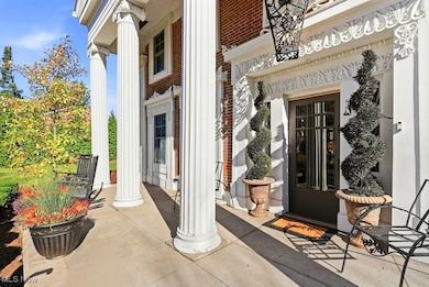 128 S Center St, Milan, OH 44846 - photo 3