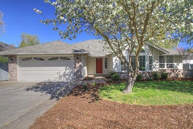 2429 Meadow Creek Dr, Medford, OR 97504 - photo 2