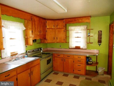 12058 Marsh Rd, Bealeton, VA 22712 - photo 5