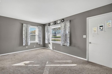 1334 Wade St, Des Moines, IA 50315 - photo 6