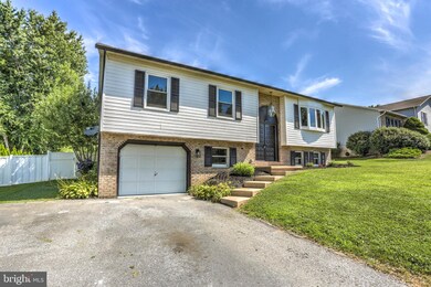 1475 Putnam Dr, Lancaster, PA 17602 - photo 3